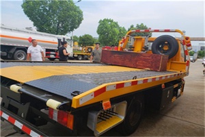 红原附近拖车电话号码服务